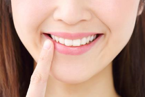 審美歯科のページはこちらから 審美歯科のページはこちらから